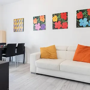 Appartamento Elegante Bilocale In Corso Lodi/brenta, Milano